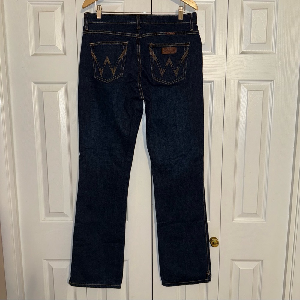 Wrangler cash no gap waistband  bootcut Jean size 11/12/L34
